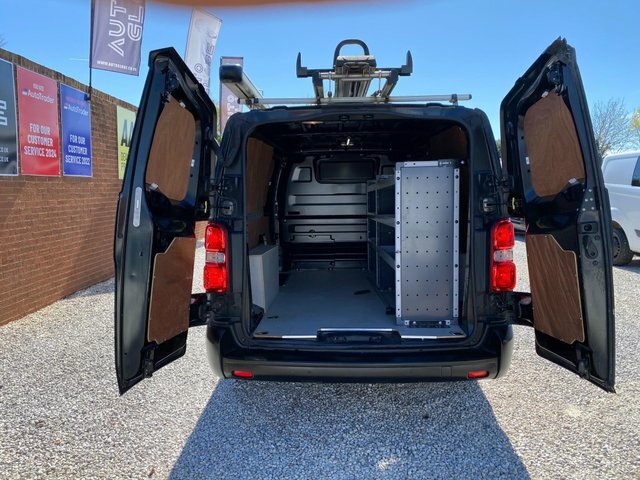 Peugeot Expert Bluehdi 1200 Professional Long MK19XWZ Black #5