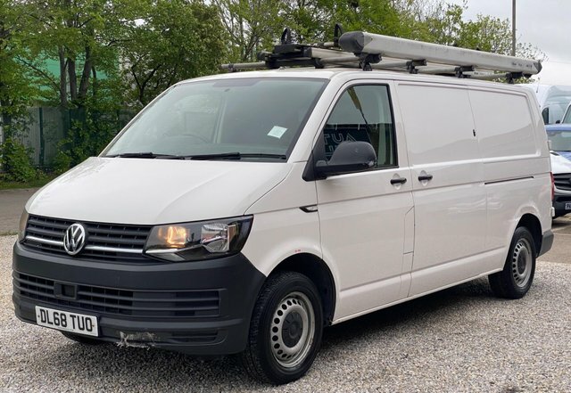 Volkswagen Transporter Tdi T32 Bluemotion Tech DL68TUO White #3