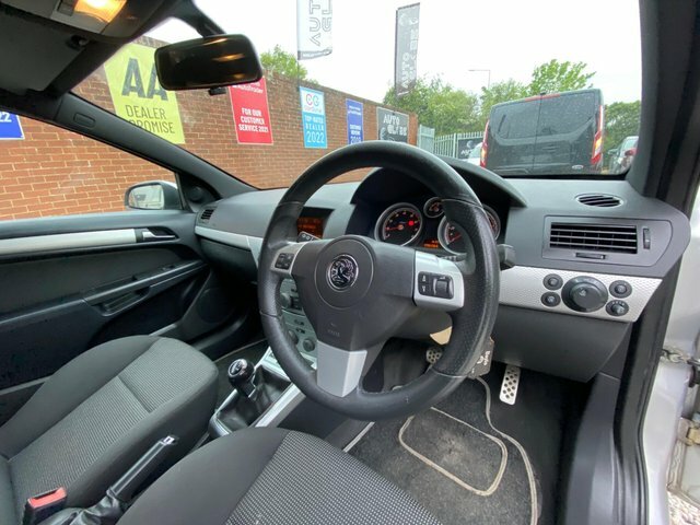 Vauxhall Astra 16V Sxi Sport Hatch Silver #6