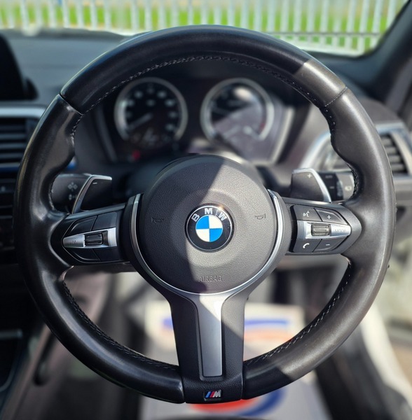 BMW 1 Series 2.0 120D M Sport YJ67NCK White #6