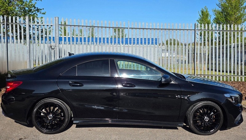 Mercedes-Benz CLA Class 1.6 Cla200 Amg Line Black #2