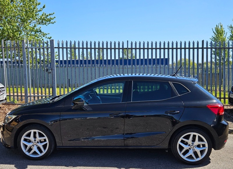 Seat Ibiza 1.0 Tsi Fr Hatchback LP69KCG Black #4