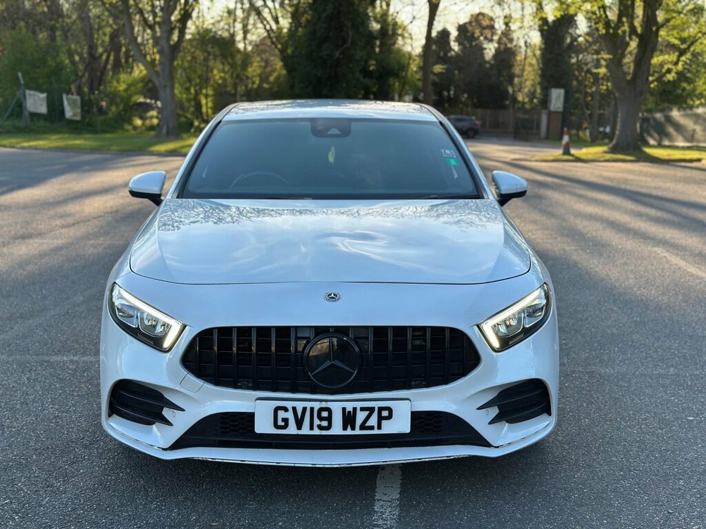 Mercedes-Benz A Class 1.3 A200 Amg Line Premium 7G-dct Euro 6 Ss GV19WZP White #3