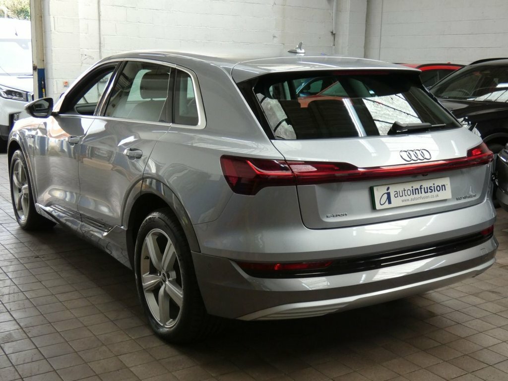 Audi E-tron Suv KF21XCC Silver #4