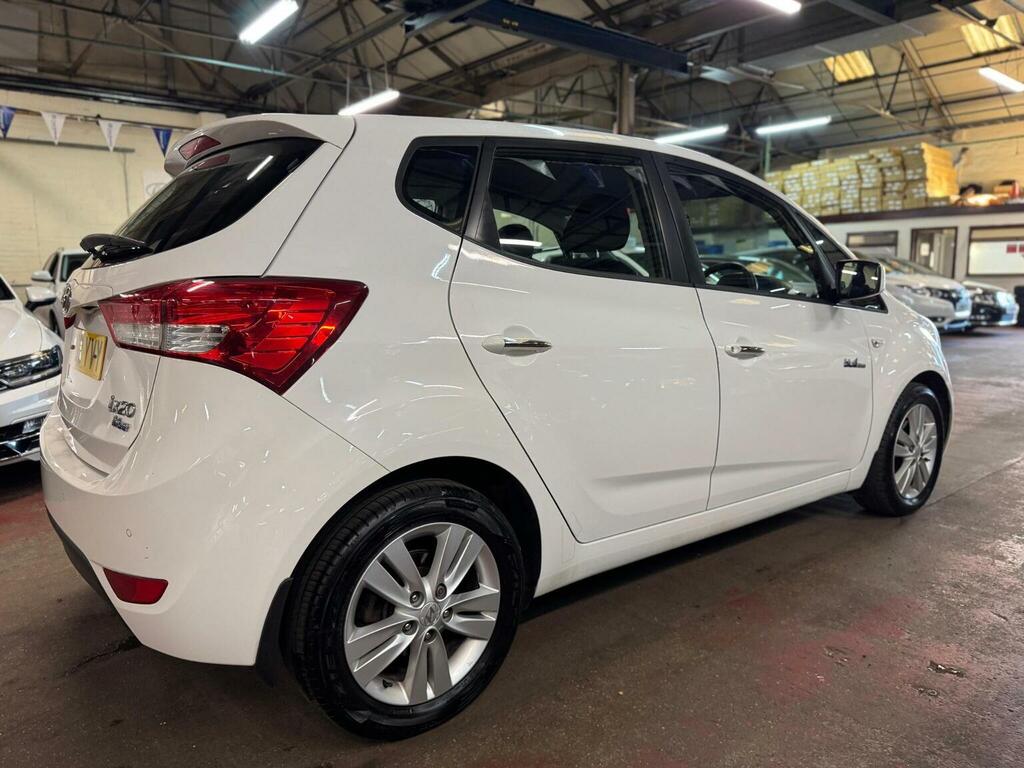 Hyundai Ix20 1.6 Crdi Active Euro 5 Ss White #4