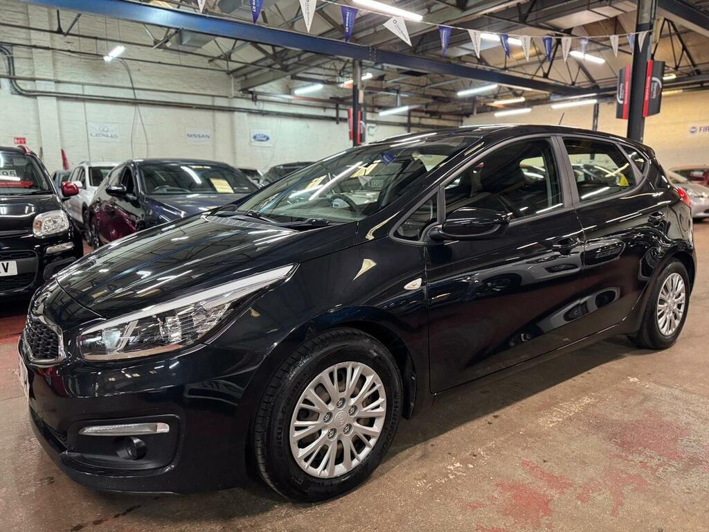 Kia Ceed 1.6 Crdi 1 Euro 6 Ss MD66TVK Black #3