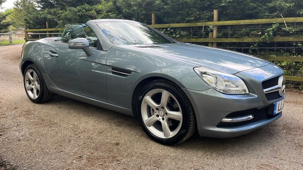 Mercedes-Benz SLK Convertible