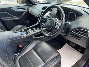 Jaguar F-Pace 2017 2.0 D180 R-sport Suv Awd Euro KM67GGO Blue #2