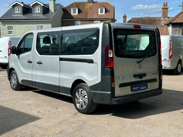 Vauxhall Vivaro 1.6 Cdti 2900 Biturbo Silver #4