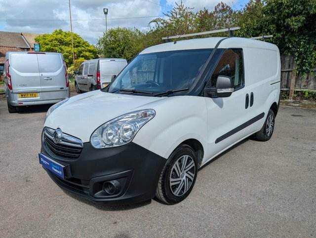 Vauxhall Combo 1.3 Cdti 2000 16V YR67UZD White #5