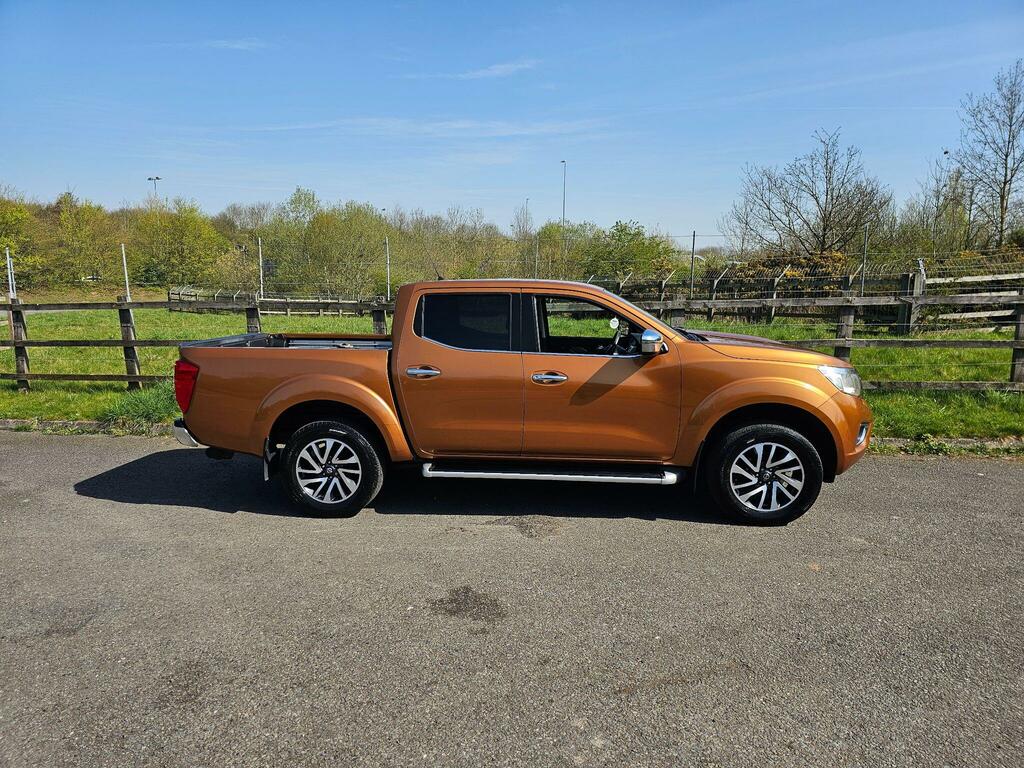 Nissan Navara 2.3 Dci N-connecta 4Wd Euro 5 Yellow #2