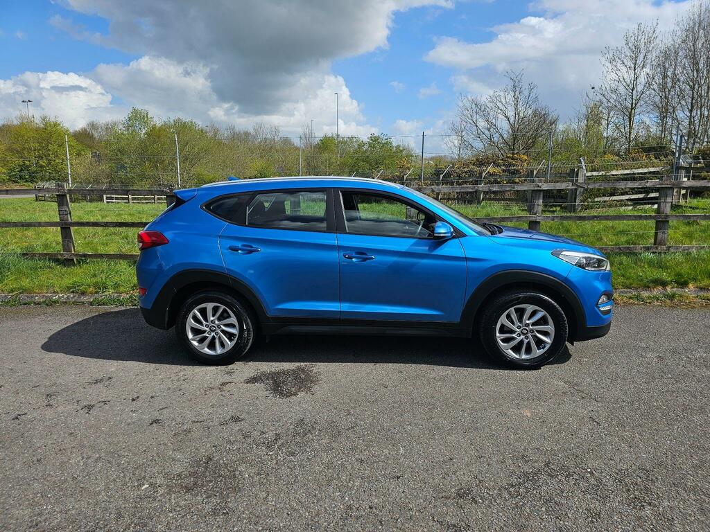Hyundai Tucson 1.7 Crdi Blue Drive Se Euro 6 Ss FN16OLP Blue #4