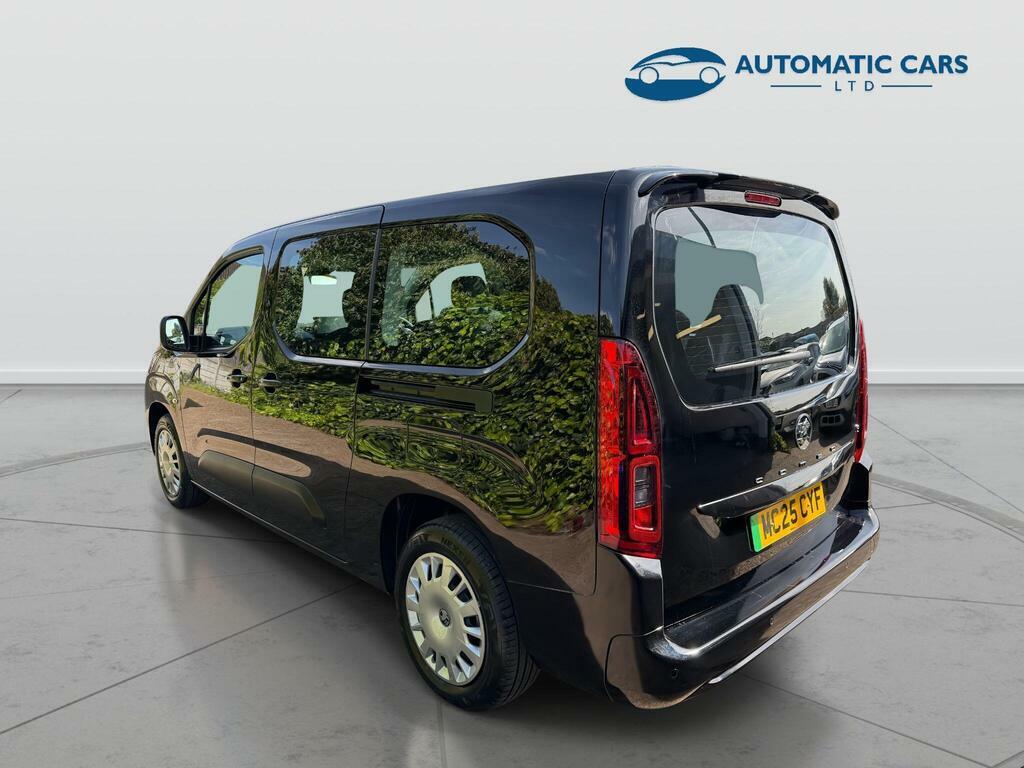 Vauxhall Combo Life Design XL Seven Seater Black #4
