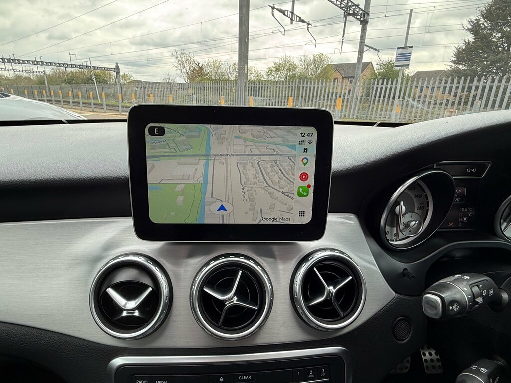 Mercedes-Benz GLA Class 2.1 Gla220d Amg Line Premium Plus Suv BV17LLZ Red #6