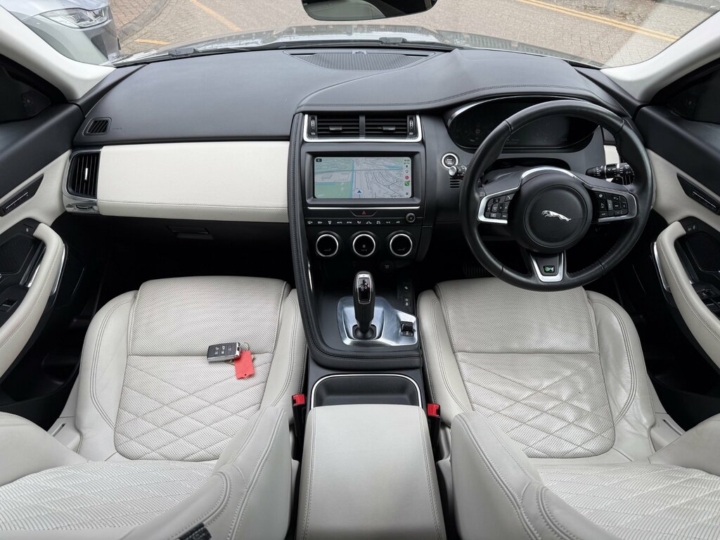 Jaguar E-Pace 2.0 D240 Hse Suv Awd Euro 6 Ss OX19JVF Silver #3