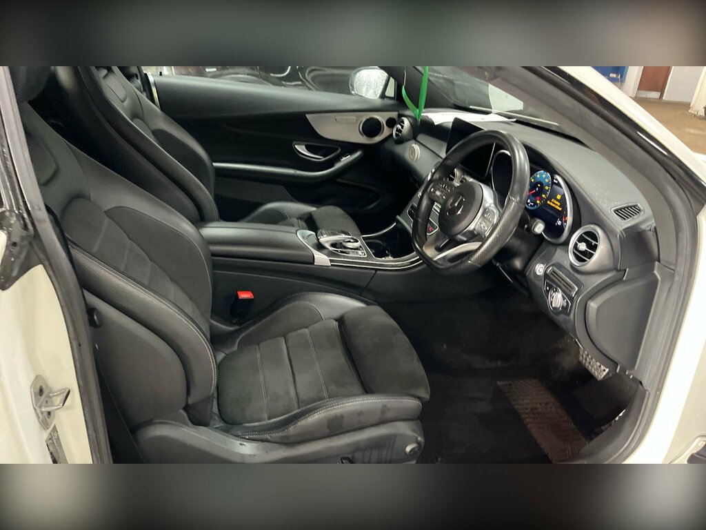 Mercedes-Benz C Class 2.0 C300d Amg Line Premium Coupe G-tr KT68ENX White #3