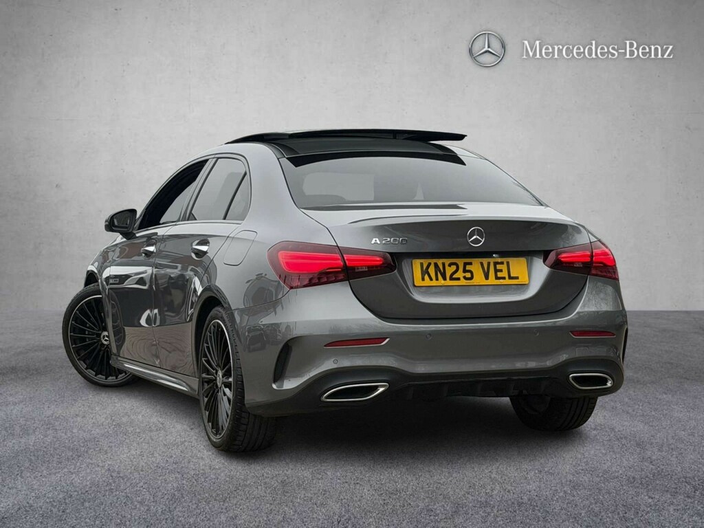 Mercedes-Benz A Class 1.3 A200h Mhev Amg Line 2025 KN25VEL Grey #2