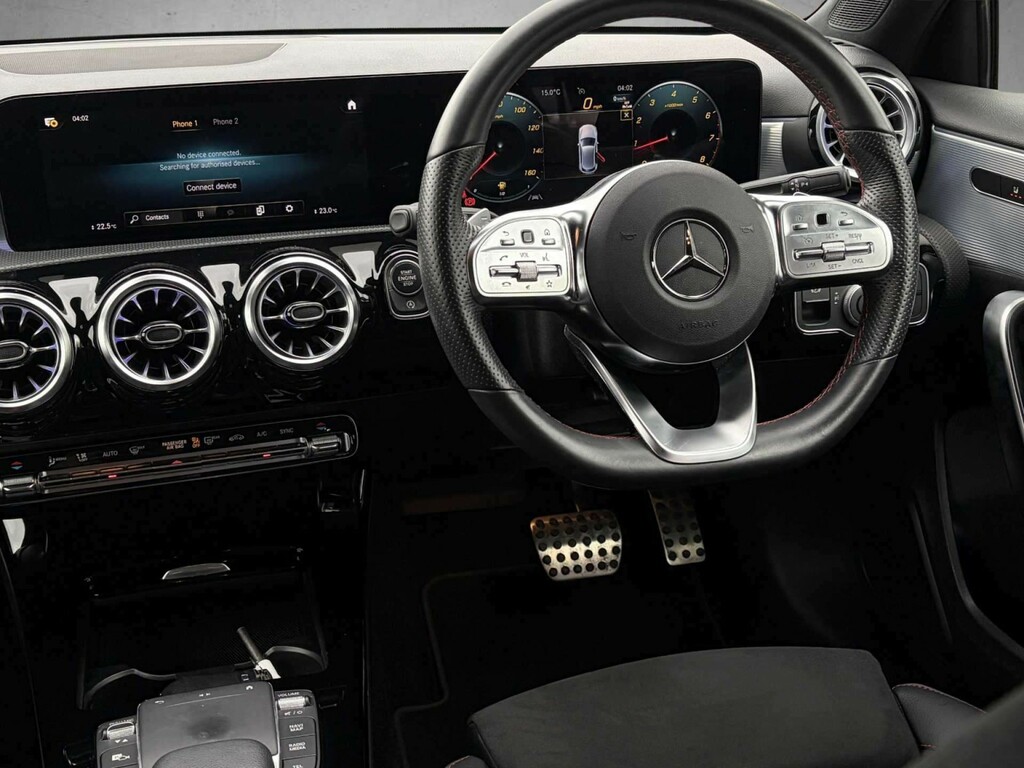 Mercedes-Benz A Class 1.3 A200 Amg Line 2023 YK72NFF Black #4