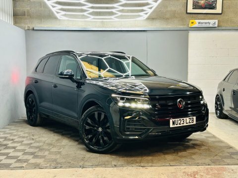 Volkswagen Touareg 3.0 Tdi V6 WU23LZB Black #2