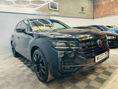 Volkswagen Touareg 3.0 Tdi V6 WU23LZB Black #3