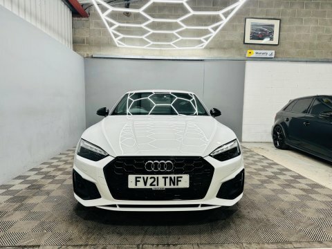Audi A5 2.0 Tfsi 35 FV21TNF White #5