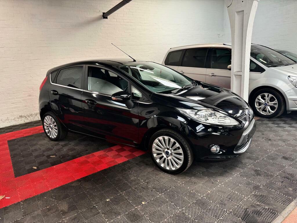Ford Fiesta 1.4 Titanium Black #4