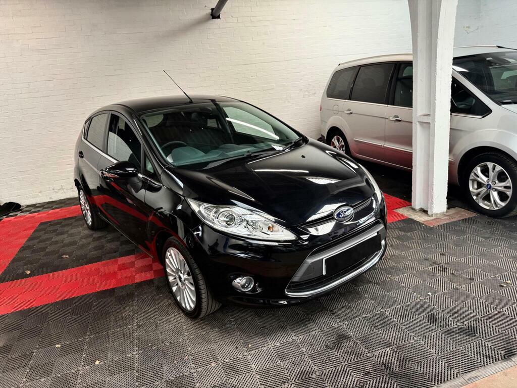 Ford Fiesta 1.4 Titanium Black
