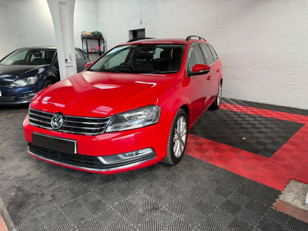 Volkswagen Passat 2.0 Tdi Bluemotion Tech Executive Euro 5 S S  Red #3