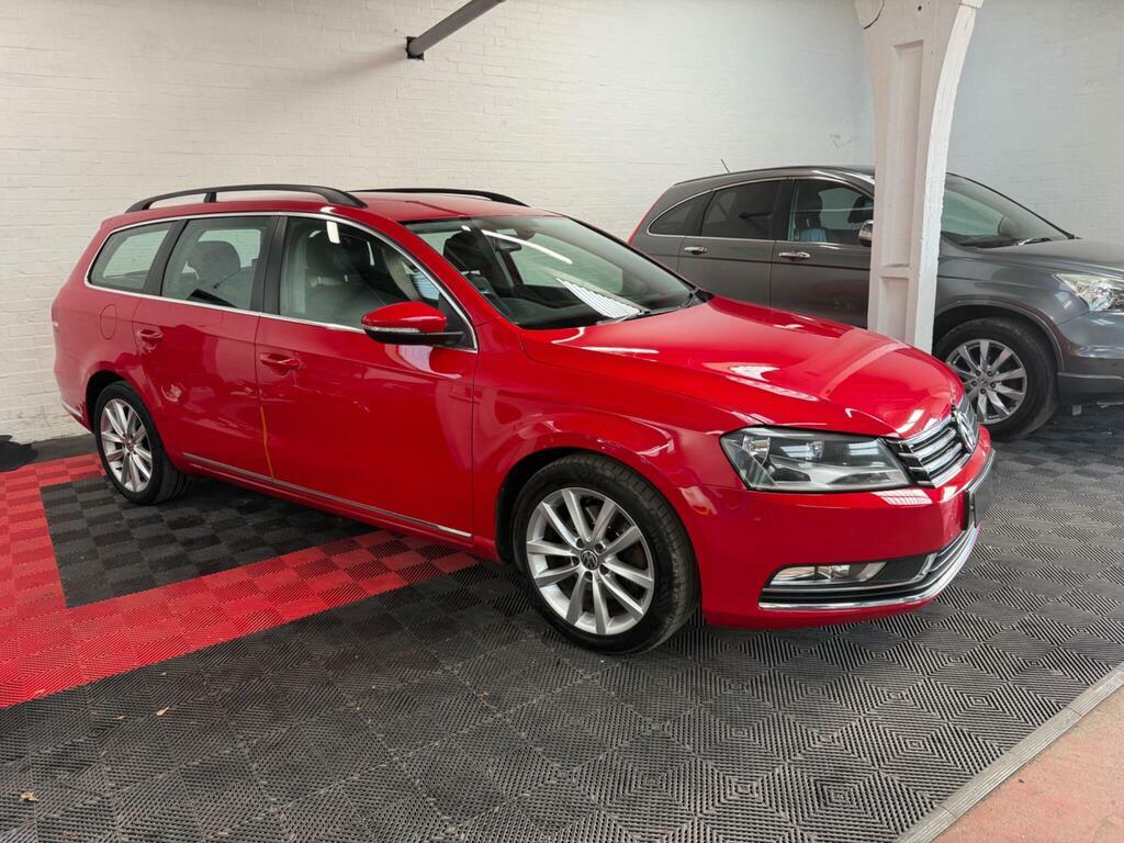 Volkswagen Passat 2.0 Tdi Bluemotion Tech Executive Euro 5 S S  Red #4