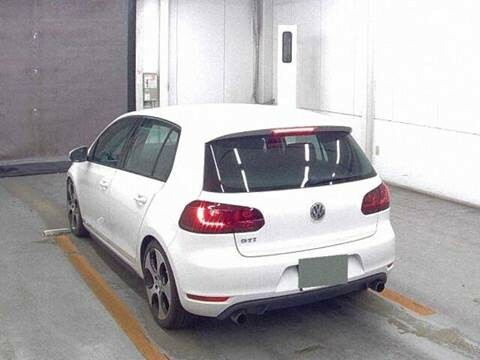 Volkswagen Golf 2.0 Tsi Gti 201010 White #2