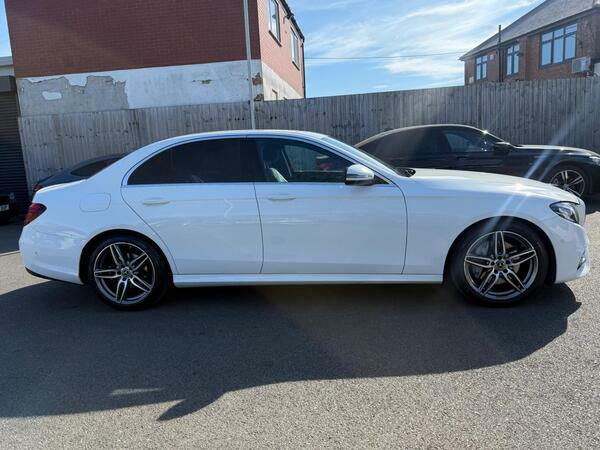 Mercedes-Benz E Class 2.0 E200 Amg Line G-tronic Euro 6 Ss WV19UCX #4