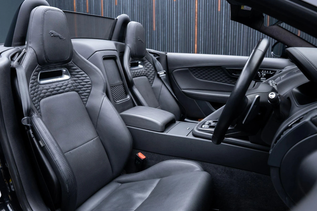 Jaguar F-Type 5.0 V8 75 Awd Euro 6 Ss LB24ZPZ Black #2