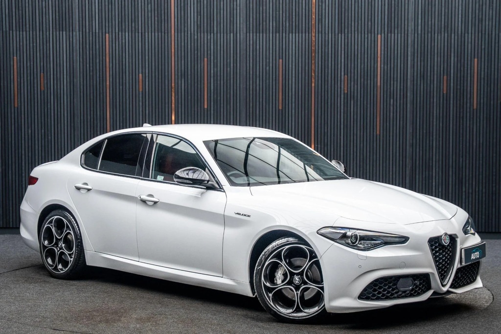 Alfa Romeo Giulia 2.0T Veloce Euro 6 Ss RX72KTV White #5