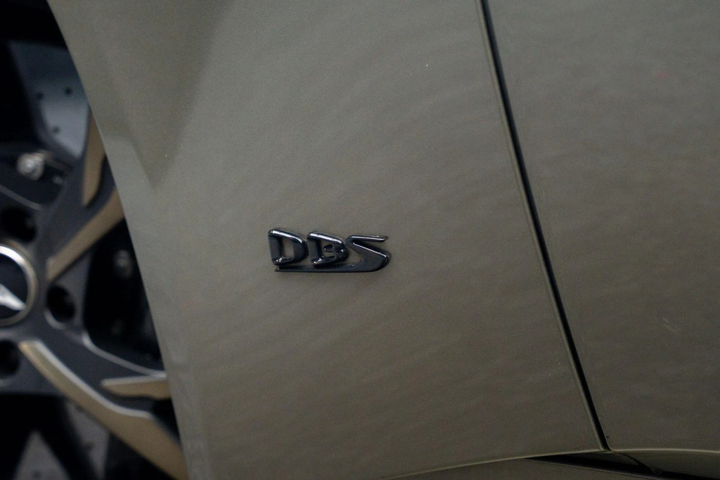 Aston Martin DBS Superleggera Grey #33