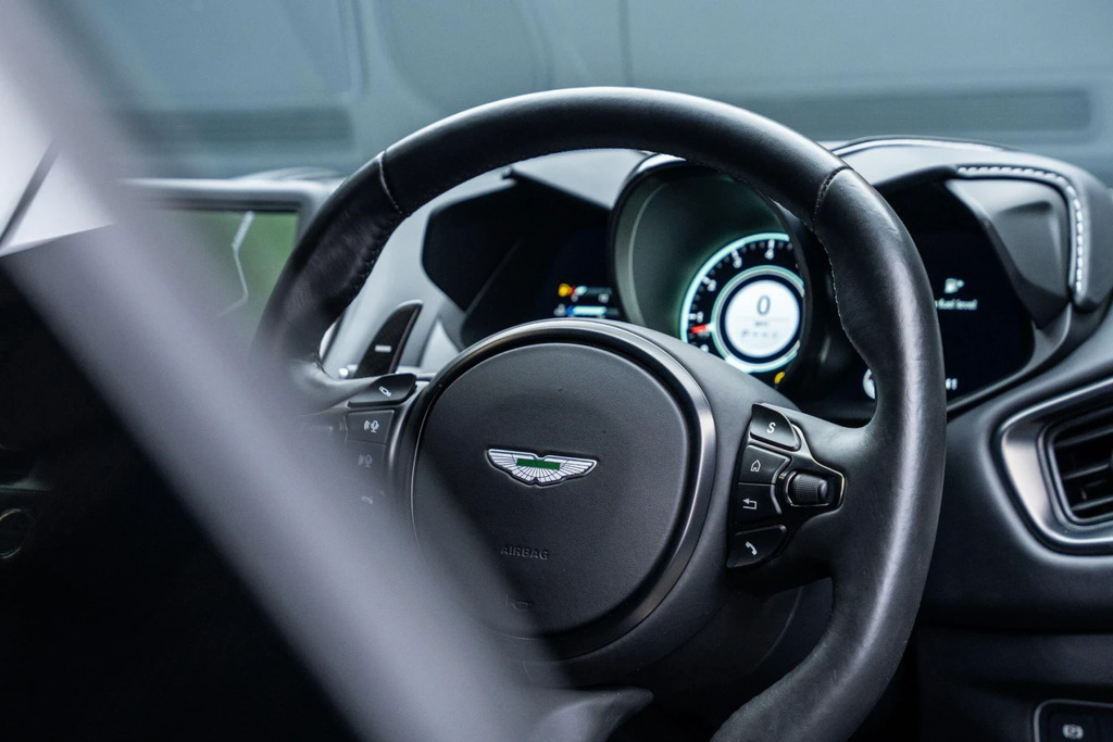 Aston Martin DBS Superleggera Grey #42