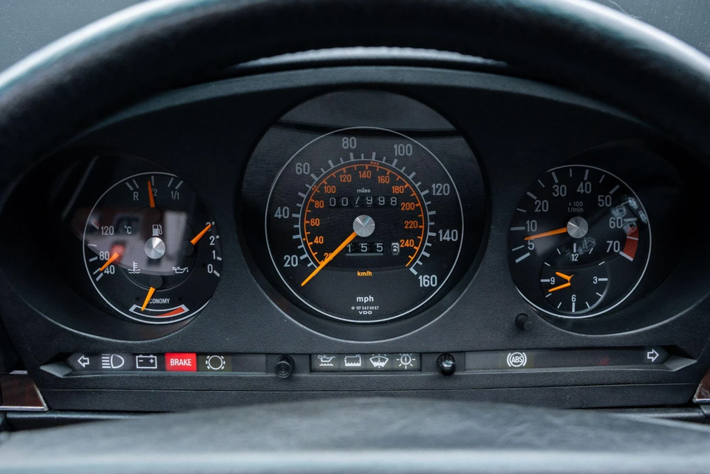 Mercedes-Benz 300 3.0 Se Silver #16