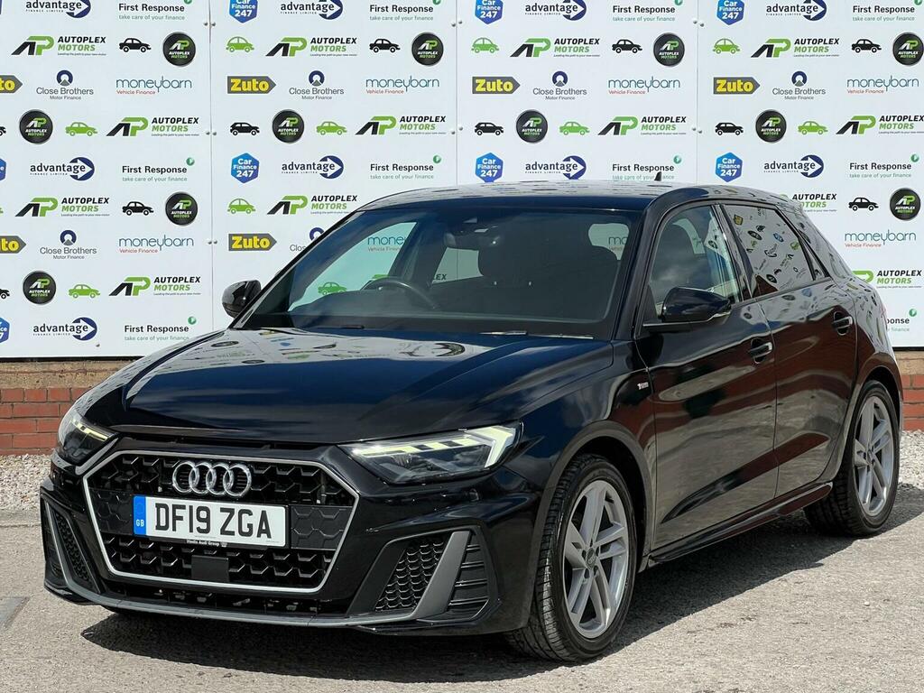 Audi A1 Hatchback 1.5 Tfsi 35 S Line Sportback S Tronic Eu DF19ZGA Black #4