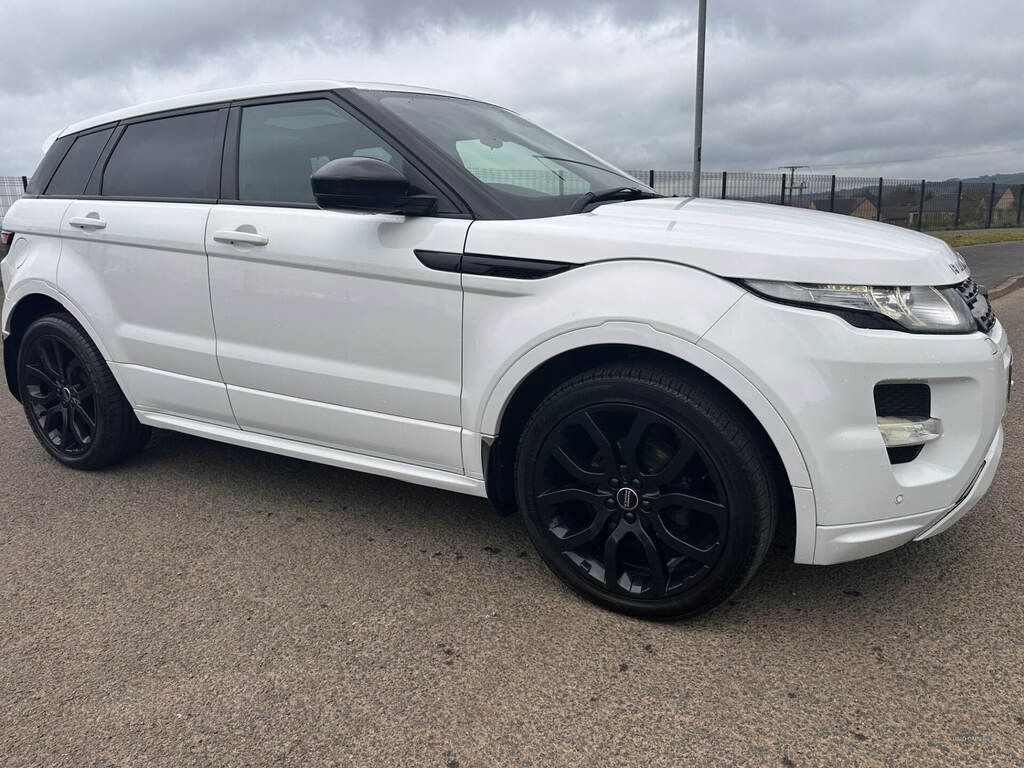 Land Rover Range Rover Evoque 2.2 Sd4 Dynamic XUI4207 White #2