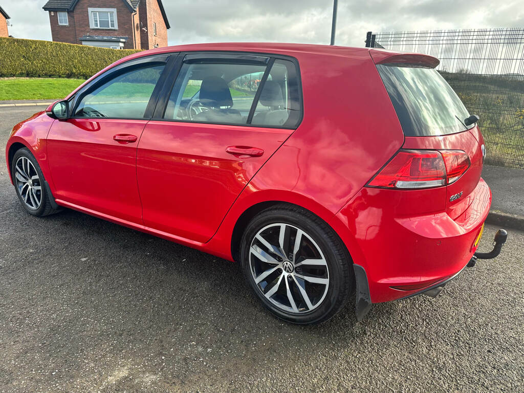 Volkswagen Golf 1.4 Tsi Match IRZ5356 Red #5
