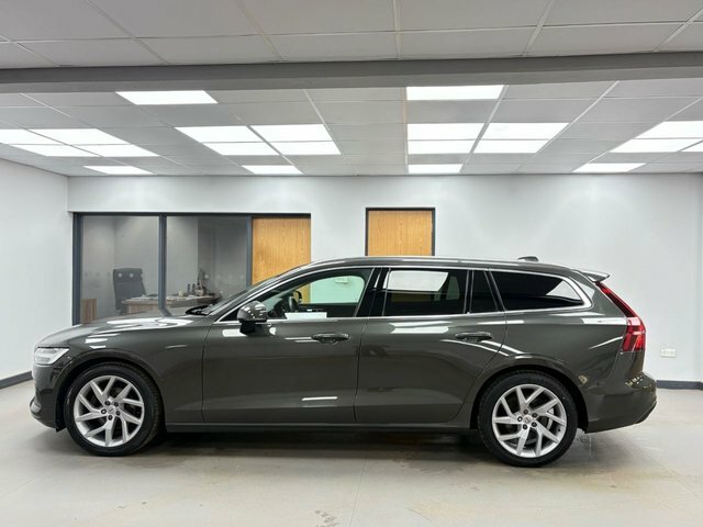 Volvo V60 2.0 D3 Momentum Estate Euro 6 Ss KX68YDN Grey #4