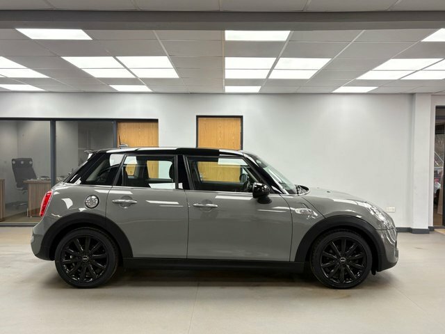 Mini Hatch 2.0 Cooper Sd Hatchback Euro 6 FV66WFH Grey #3