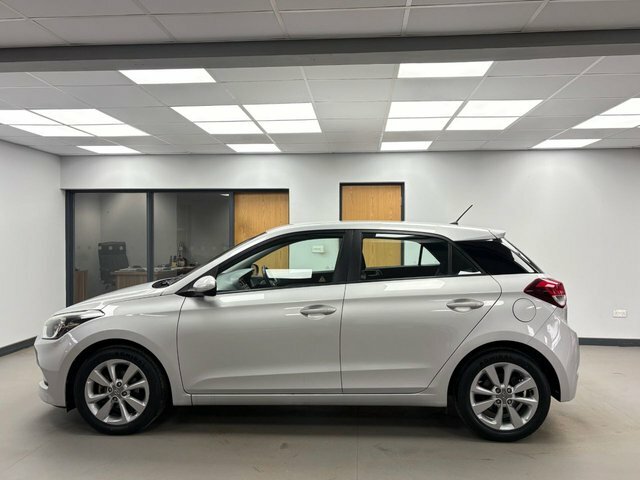 Hyundai I20 1.2 Blue Drive Se Hatchback Euro Grey #4