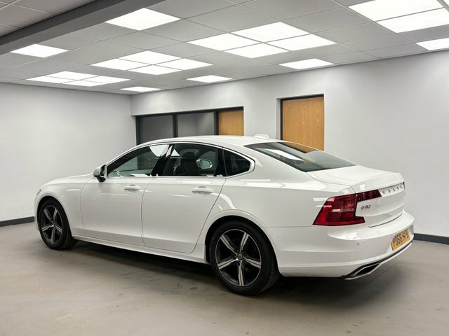 Volvo S90 2.0 D4 R-design Saloon Euro 6 Ss PO68HYB White #6
