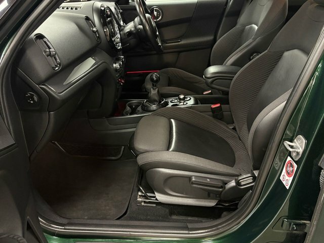 Mini Countryman 1.5 Cooper Suv All4 Euro 6 Ss GV66OES Green #6