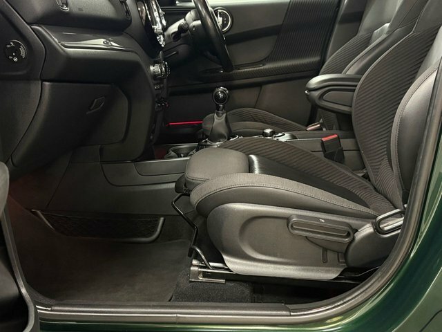 Mini Countryman 1.5 Cooper Suv All4 Euro 6 Ss GV66OES Green #5