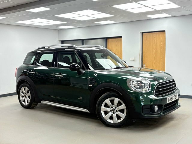 Mini Countryman 1.5 Cooper Suv All4 Euro 6 Ss GV66OES Green #2