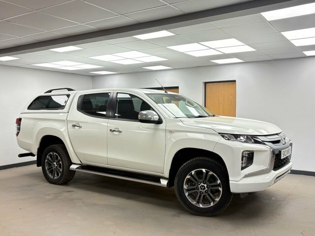 Mitsubishi L200 2.2 Di-d Dc Trojan Pickup Double Cab Ma SK21WRO White #2