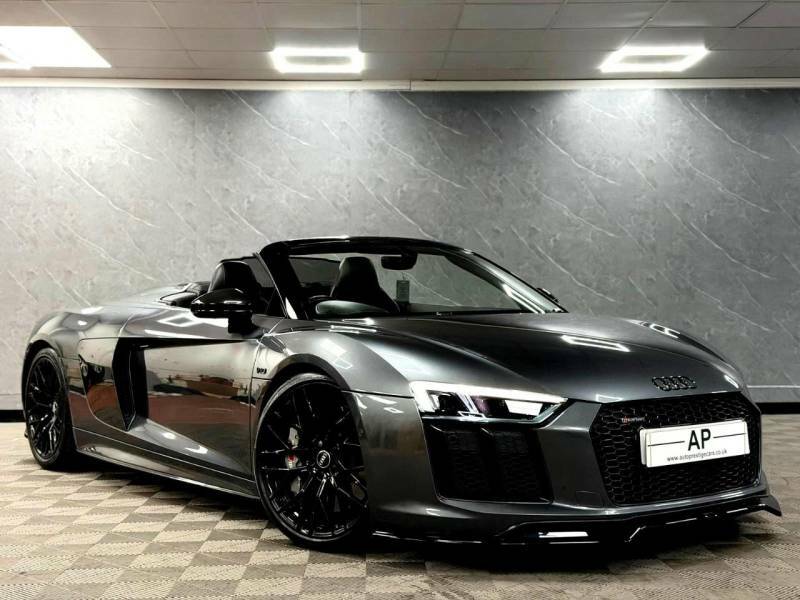 Audi R8 5.2 Fsi V10 Plus Quattro S Tronic Top Spec Car Grey