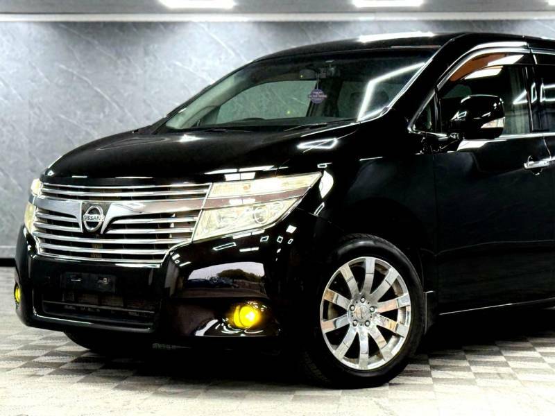 Nissan Elgrand Automatic  #4