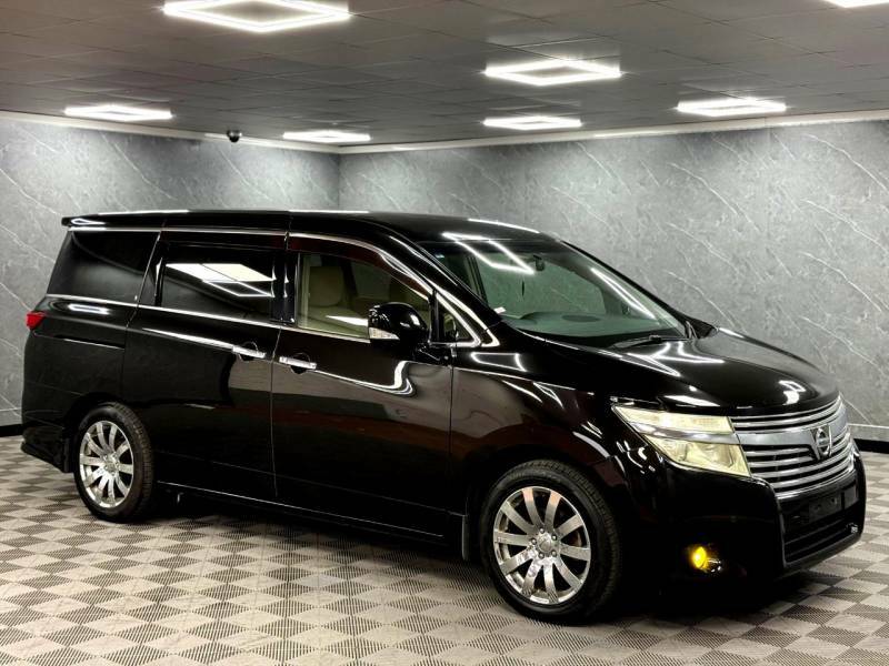 Nissan Elgrand Automatic  #29